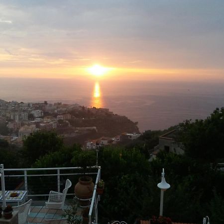 Garden On The Sea Bed and Breakfast Vico Equense Εξωτερικό φωτογραφία